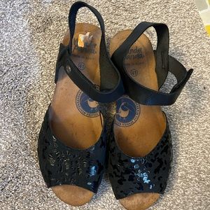 Wanda Panda Leather and Cork Sandal